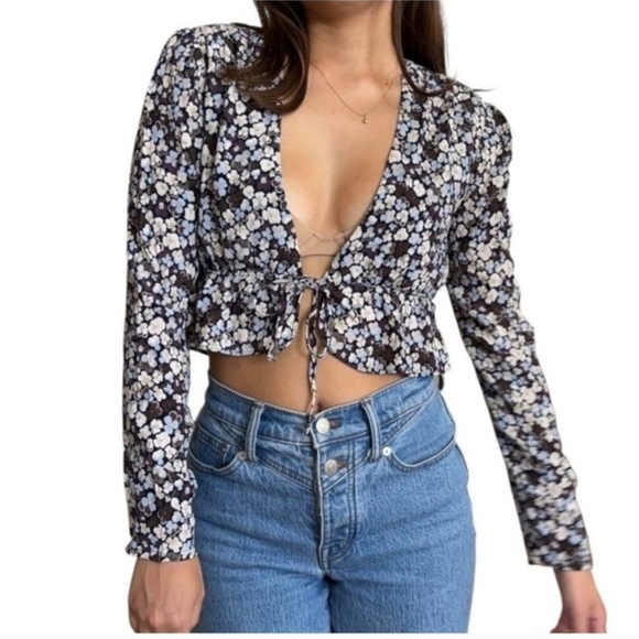 Sunday Best Tops - Aritizia Sunday Best Tie-Front Floral Long Sleeve Blouse Small